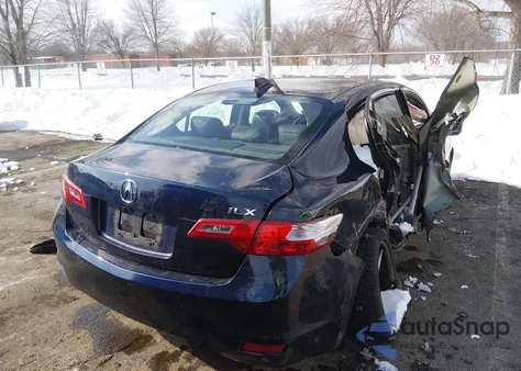 2013 Acura Ilx 2.0L z USA, uszkodzony, nr VIN 19VDE1F58DE005769